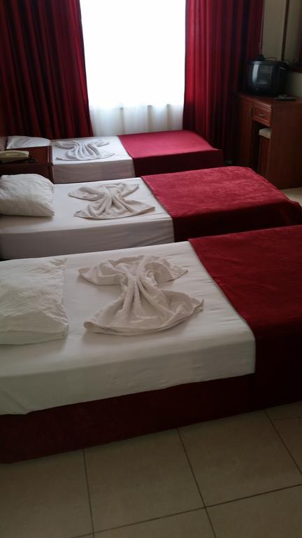 Alanya Demir Hotel ภายนอก รูปภาพ