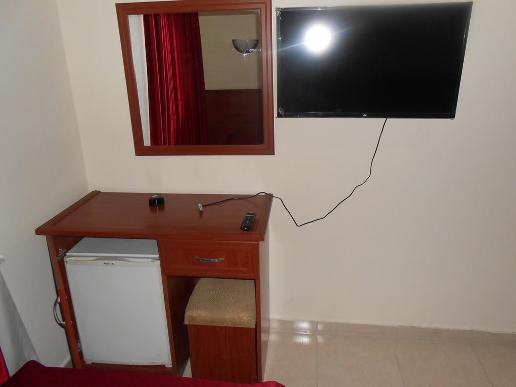 Alanya Demir Hotel ภายนอก รูปภาพ